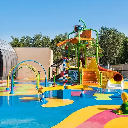 Camping Club Sunissim Les Tamaris 4* By Locatour